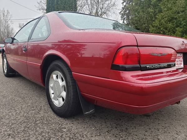 1993 Ford Thunderbird LX Coupe - - by dealer - vehicle for sale in New London, WI – photo 3