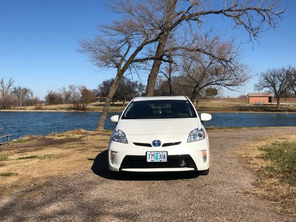 2014 Toyota Prius - cars & trucks - by owner - vehicle automotive sale for sale in Wichita, KS – photo 3