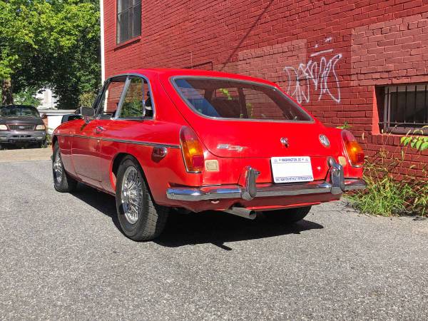1972 MG B GT - cars & trucks - by owner - vehicle automotive sale for sale in Washington, District Of Columbia – photo 7