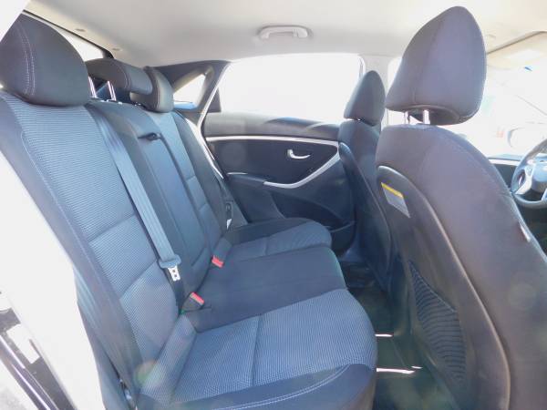 2015 Hyundai Elantra GT Base 4dr Hatchback (stk#5371) for sale in Edison, NJ – photo 17