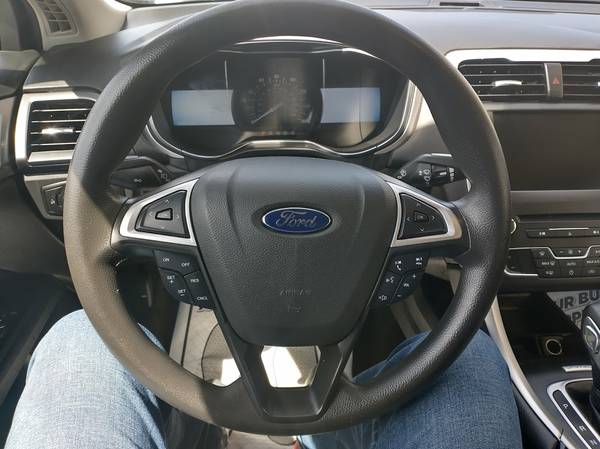 2016 Ford Fusion SE - - by dealer - vehicle automotive for sale in Erie, PA – photo 10