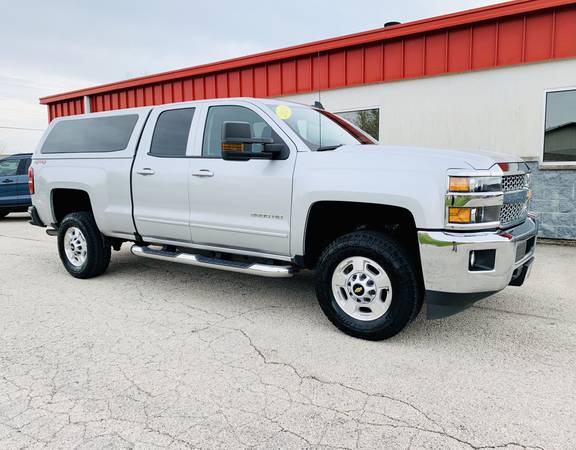 2019 Chevy Silverado 2500hd LT 4x4 - - by dealer for sale in Green Bay, WI – photo 2