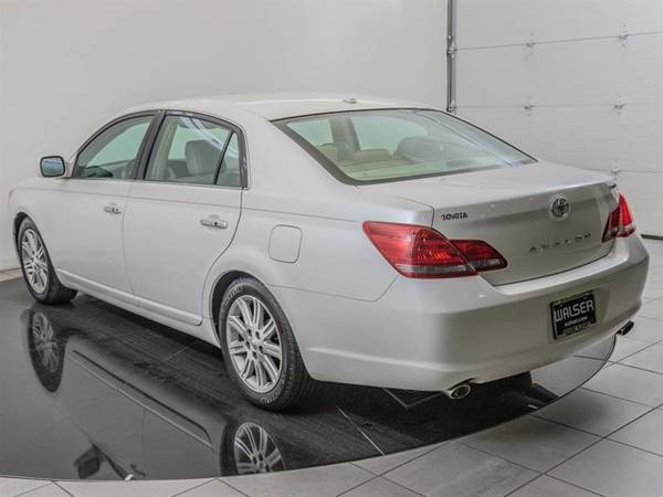 2010 Toyota Avalon Limited - cars & trucks - by dealer - vehicle... for sale in Wichita, KS – photo 12