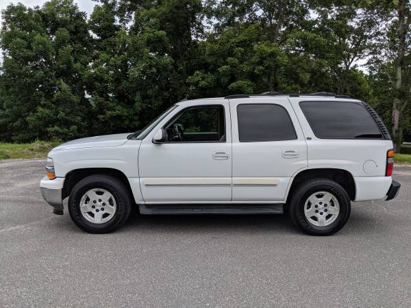 2005 Chevy Tahoe * 4x4* 3rd row for sale in New Fairfield, NY – photo 3