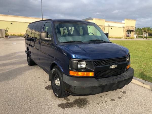 2004 Chevrolet Express 1500 4.3 V6 - cars & trucks - by owner -... for sale in Fort Myers, FL – photo 2