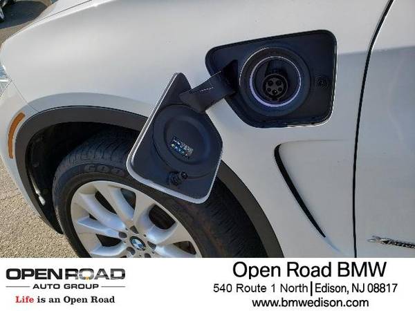 2016 BMW X5 eDrive AWD 4dr xDrive40e hatchback Mineral White Metallic for sale in Edison, NJ – photo 3