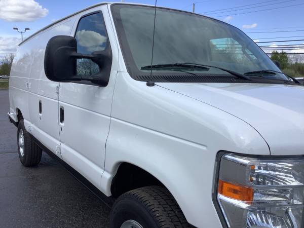 Clean Carfax! 2014 Ford E-250! Dependable! - - by for sale in Ortonville, OH – photo 13