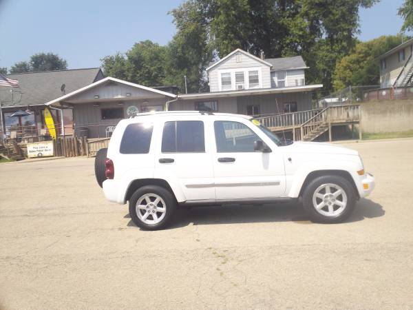 2007 Jeep Liberty - cars & trucks - by dealer - vehicle automotive... for sale in Chillicothe, IL – photo 4