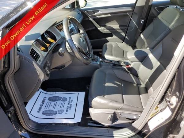 2017 Volkswagen Golf TSI SE 4-Door for sale in Green Bay, WI – photo 17