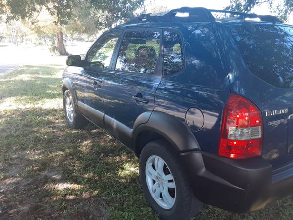 2006 Hyundai Tuscon GLS 4X4. V6. Very dependable! Road trip ready -... for sale in Clearwater, FL – photo 4