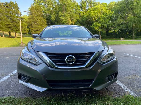 2016 Nissan Altima - 49,500 miles, Backup Camera, Push Button Start... for sale in Bowling Green , KY – photo 8
