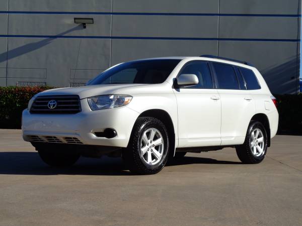 2010 Toyota Highlander, No Accident, Low Mileage Gas Saver Nice 1! for sale in Dallas, TX – photo 2