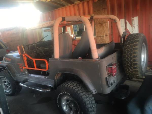 1995 jeep wrangler - cars & trucks - by owner - vehicle automotive... for sale in Cathedral City, CA – photo 6