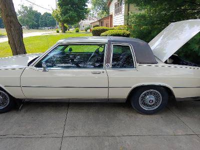 1984 Buick Le Sabre Limited - cars & trucks - by owner - vehicle... for sale in Ottawa, IL – photo 2