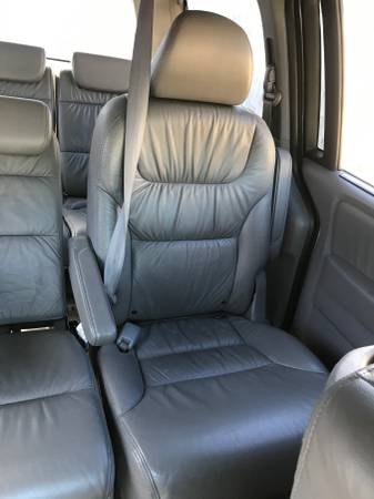Honda Odyssey van Touring Navigation Backup camera 3rd row seat for sale in Lorton, District Of Columbia – photo 12