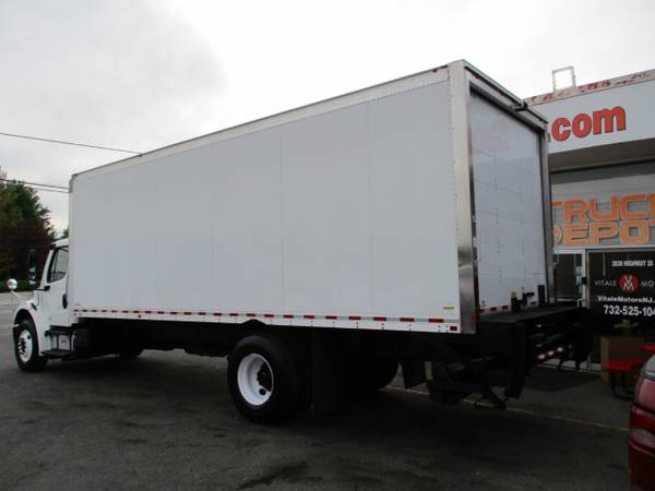 2014 Freightliner M2 106 Medium Duty 24 FOOT BOX TRUCK, CUMMINGS for sale in South Amboy, PA – photo 7