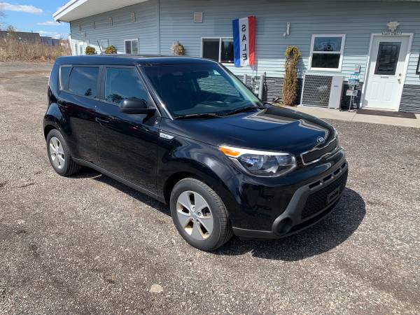 2016 Kia Soul ! Low Miles ! - - by dealer for sale in Duluth, MN – photo 2