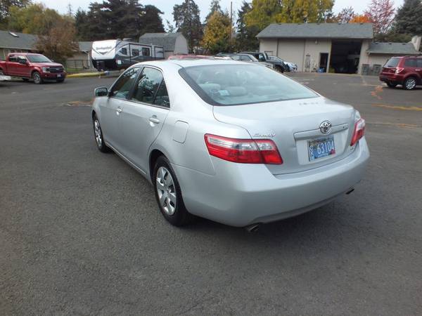 2008 *Toyota* *Camry* *MOON ROOF, NICE CAR.* Classic for sale in Lafayette, OR – photo 5