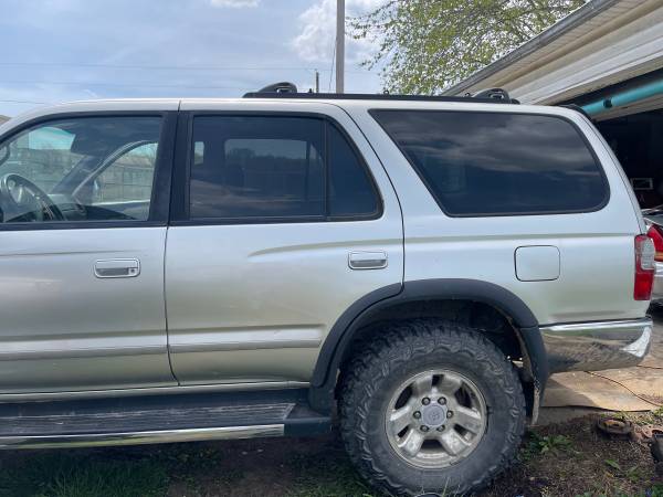 99 Toyota 4runner PART OUT for sale in Chillicothe, OH – photo 7