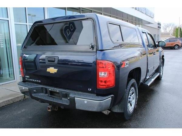 2011 Chevrolet Silverado 1500 truck LT - Chevrolet Imperial Blue for sale in Green Bay, WI – photo 4