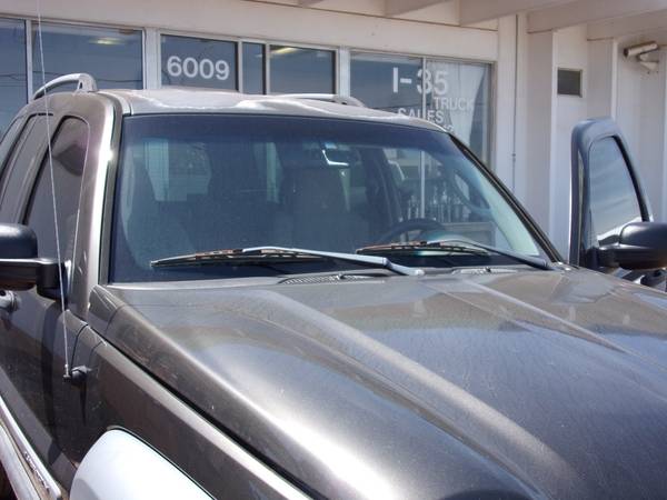 2005 Jeep liberty - cars & trucks - by dealer - vehicle automotive... for sale in Oklahoma City, OK – photo 2