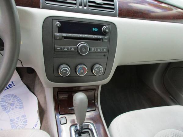 2011 Buick Lucerne CX 4dr Sedan - cars & trucks - by dealer -... for sale in Youngstown, PA – photo 11