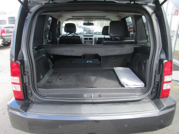 2010 JEEP LIBERTY LIMITED V6 4X4 ONLY 120025 MILES VERY NICE - cars for sale in East Providence, RI – photo 14