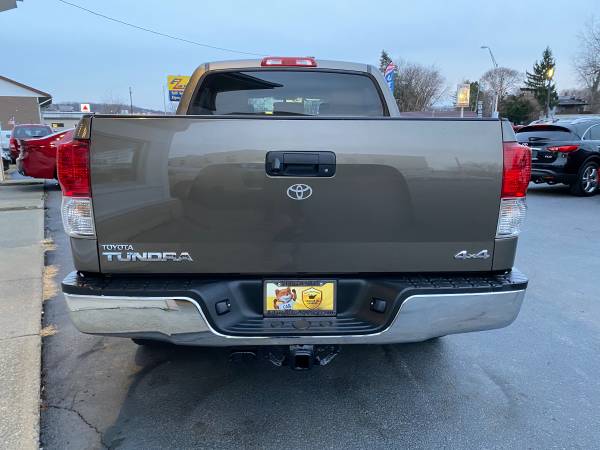 2011 Toyota Tundra CrewMax 5.7L V8 82k 4X4 - cars & trucks - by... for sale in Albany, VT – photo 8