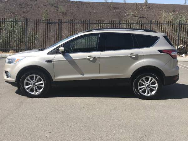 2018 Ford Escape SE FWD - cars & trucks - by dealer - vehicle... for sale in Corona, CA – photo 2