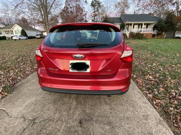 2012 Ford Focus SE hatchback - cars & trucks - by owner - vehicle... for sale in Fort Mill, NC – photo 6