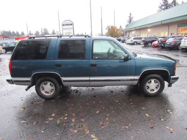 1995 GMC Yukon SLE FOR THOSE ON A BUDGET "NOT PRETTY RUNS GOOD" -... for sale in WASHOUGAL, OR – photo 4