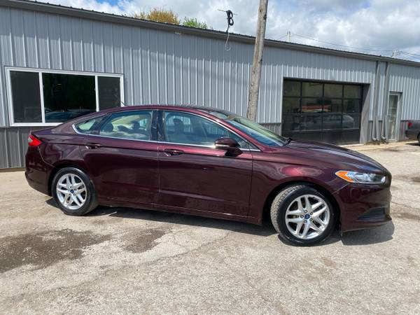 2013 Ford Fusion 4dr Sdn SE FWD - - by dealer for sale in center point, WI – photo 2