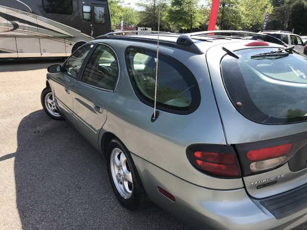 2005 Ford Taurus Wagon - - by dealer - vehicle for sale in Raleigh, NC – photo 6