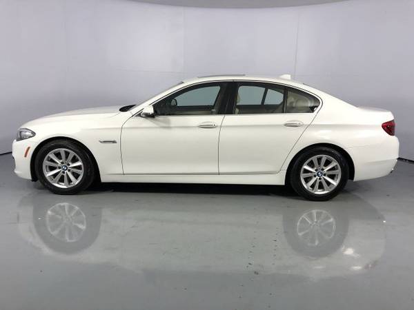 2014 BMW 528 528i xDrive SKU:ED620266 Sedan for sale in Naperville, IL – photo 8