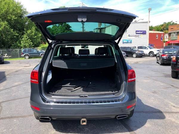 2013 Volkswagen Touareg TDI Lux CALL OR TEXT TODAY! - cars & trucks... for sale in Cleveland, OH – photo 16