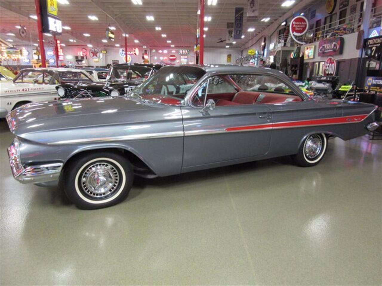 1961 Chevrolet Impala SS for sale in Greenwood, IN – photo 9