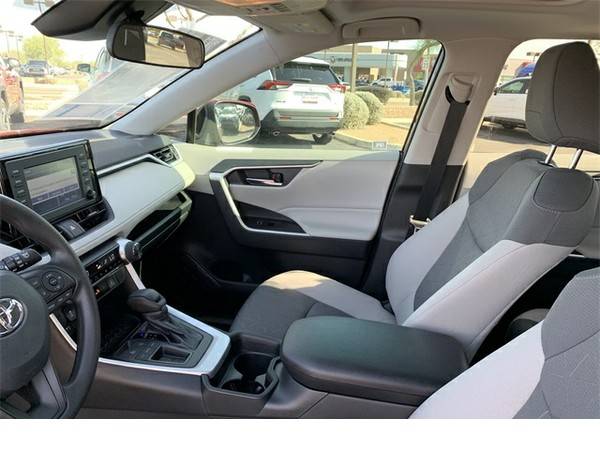 2019 Toyota RAV4 XLE/ You Save $2,757 below Retail! for sale in Scottsdale, AZ – photo 10