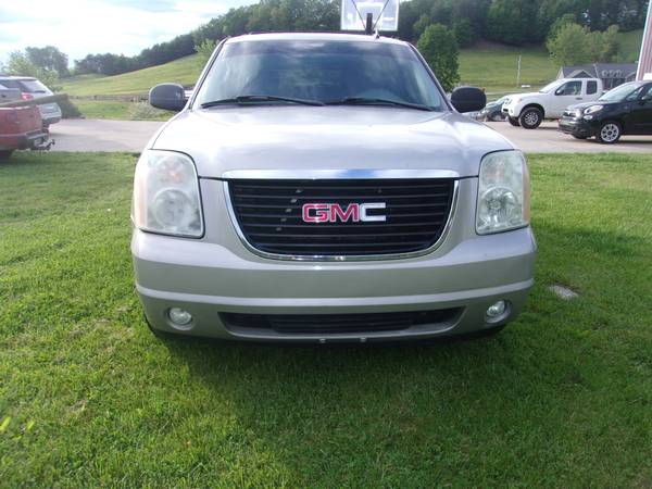 2007 GMC Yukon - - by dealer - vehicle automotive sale for sale in Pittsburg, TN – photo 2