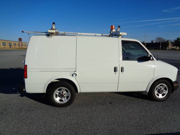 2005 GMC Safari Cargo 3dr Extended Only 50K Miles - cars & trucks -... for sale in Palmyra, NJ, 08065, District Of Columbia – photo 11