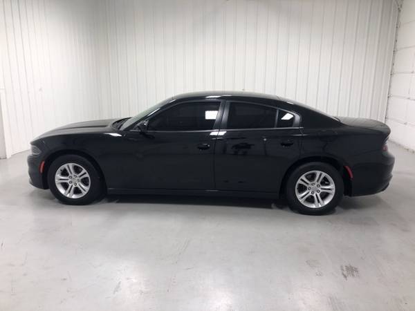 Sporty Black 2016 Dodge Charger SE 4D Sedan w Alloy Wheels For Sale for sale in Ripley, MS – photo 7