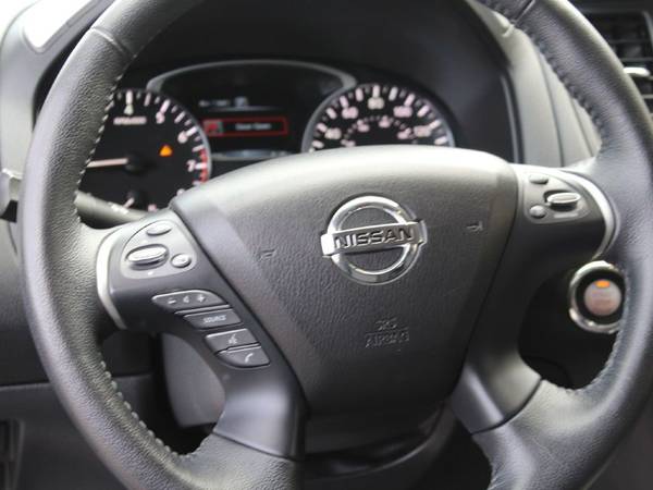 2018 Nissan Pathfinder SV for sale in Burlington, WA – photo 18