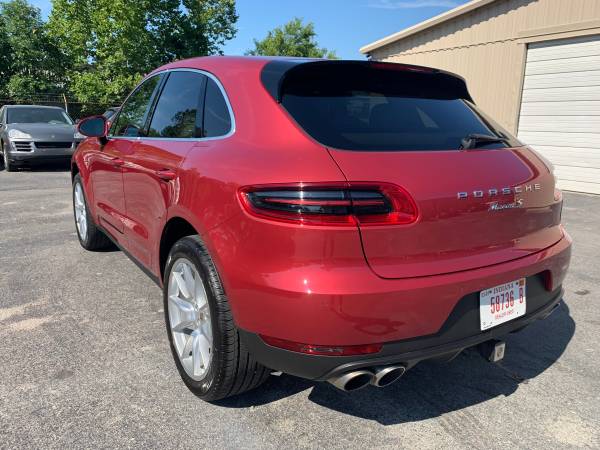 2016 Porsche Macan S AWD Impulse Red Metallic 1 Owner - cars & for sale in Jeffersonville, KY – photo 9