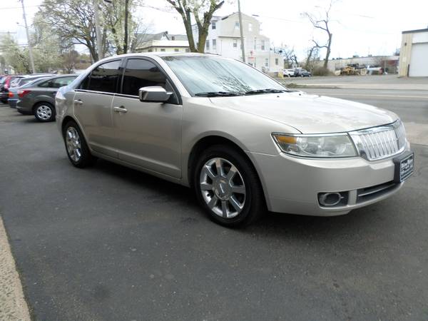 2009 Lincoln MkZ - - by dealer - vehicle automotive sale for sale in New Haven, CT – photo 4