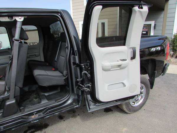 2013 Chevrolet Silverado 2500HD 4x4 Ex-Cab Short Box for sale in ST Cloud, MN – photo 16