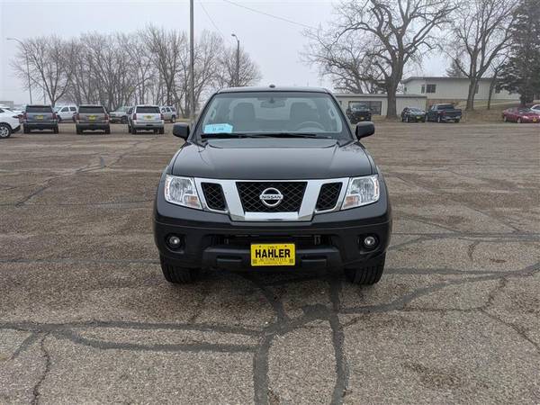 2013 Nissan Frontier SV crew cab 4x4 - cars & trucks - by dealer -... for sale in Webster, SD – photo 5
