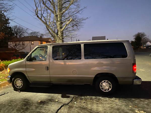 2002 Ford E150 Traveler Van - cars & trucks - by owner - vehicle... for sale in Bloomfield, NJ – photo 5