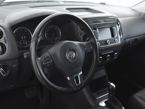 2012 VW Volkswagen Tiguan 2.0T SE Sport Utility 4D suv Gray - FINANCE for sale in Lexington, KY – photo 2