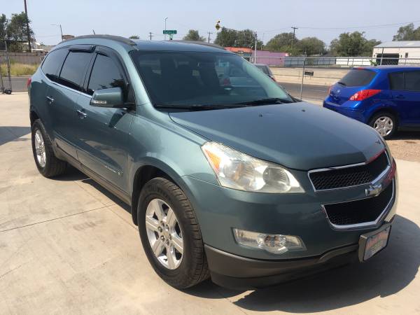 09 Chevrolet Traverse - cars & trucks - by dealer - vehicle... for sale in Amarillo, TX – photo 4