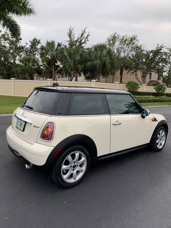 2009’ Mini Cooper 68k miles - cars & trucks - by owner - vehicle... for sale in North Fort Myers, FL – photo 4