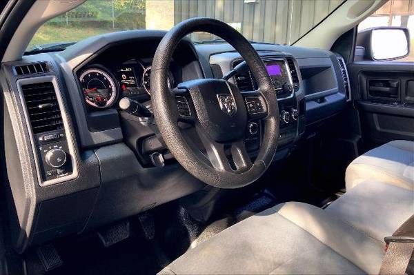 2015 Ram 1500 Crew Cab Express Pickup 4D 5 1/2 ft Pickup - cars &... for sale in Sykesville, MD – photo 9